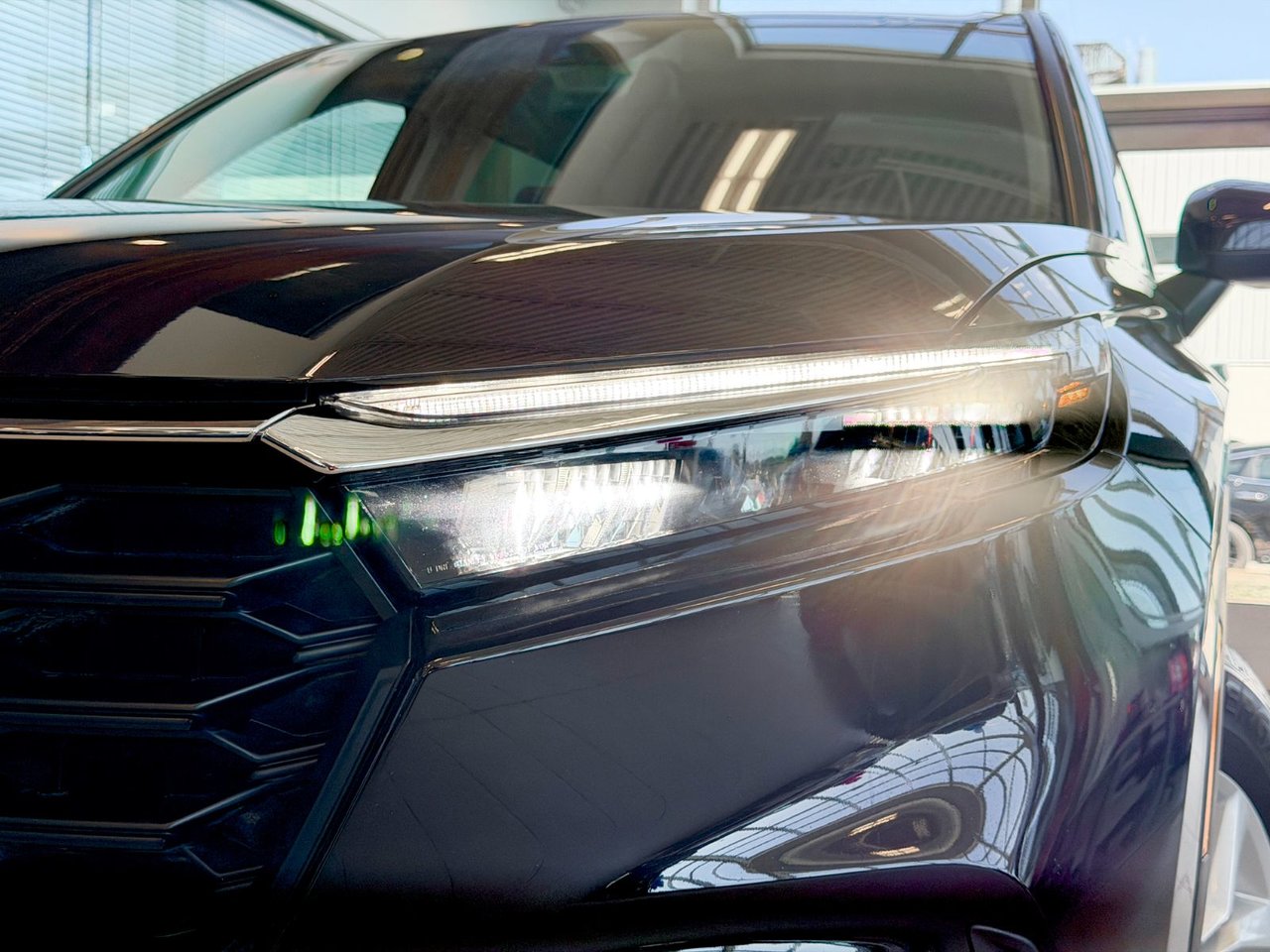 2023 Honda CR-V Black Notre-Dame-des-Prairies - photo #3